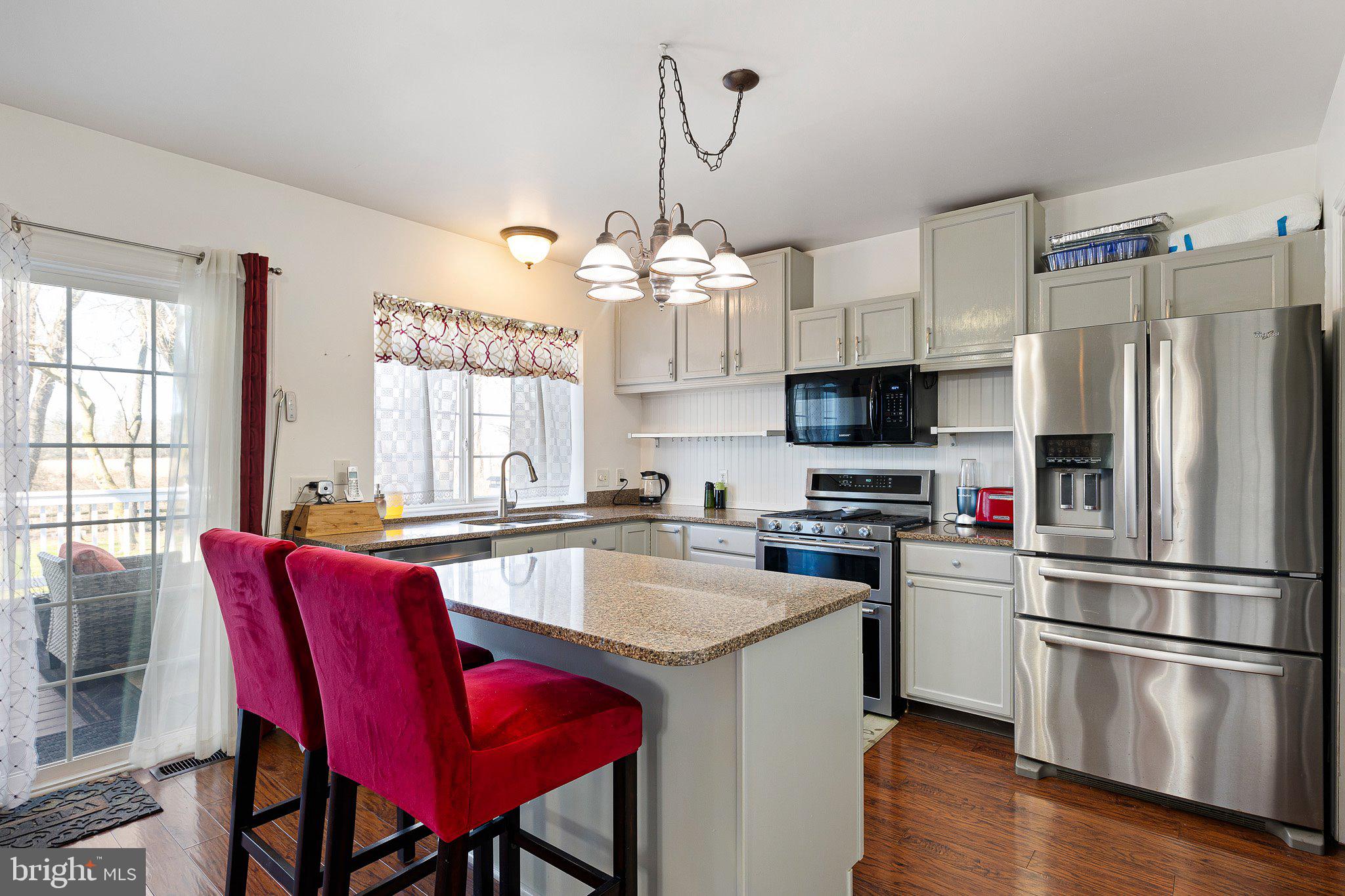 CRICKLEWOOD - Residential