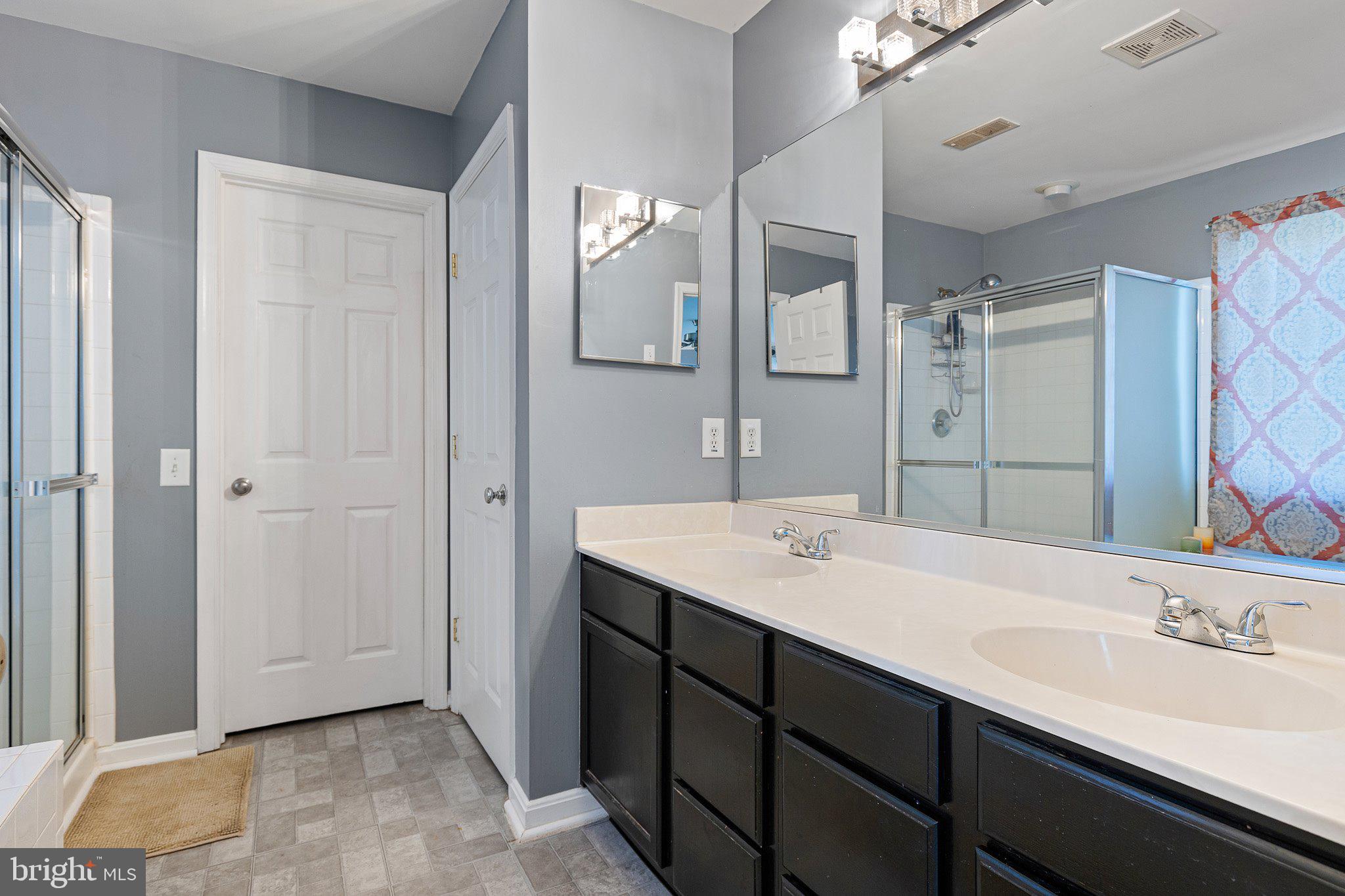 CRICKLEWOOD - Residential