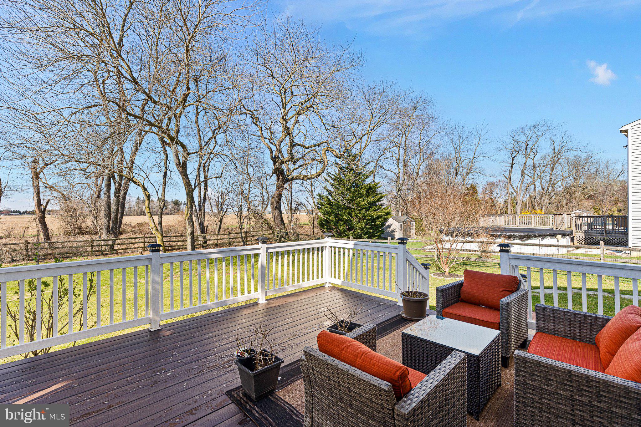 CRICKLEWOOD - Residential