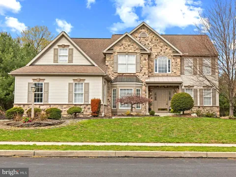 320 Wisteria Lane, Sinking Spring, PA MLS: PABK2055780