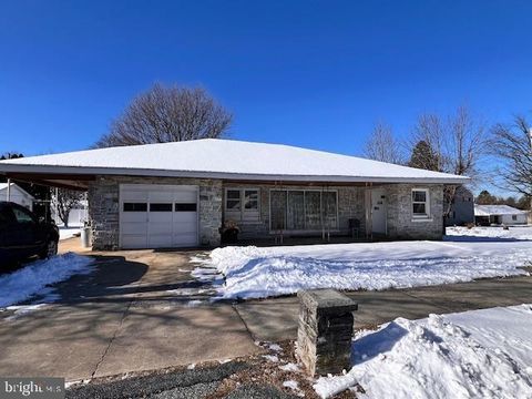 125 N ROOSEVELT HERSHEY PA 17033