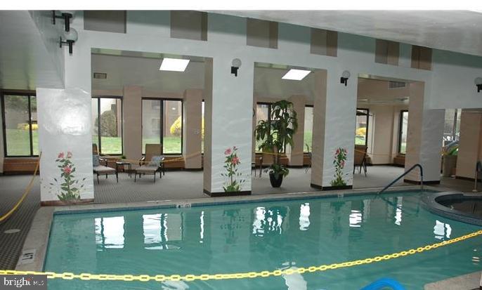 BAKERS BAY CONDOMINIUMS - Residential