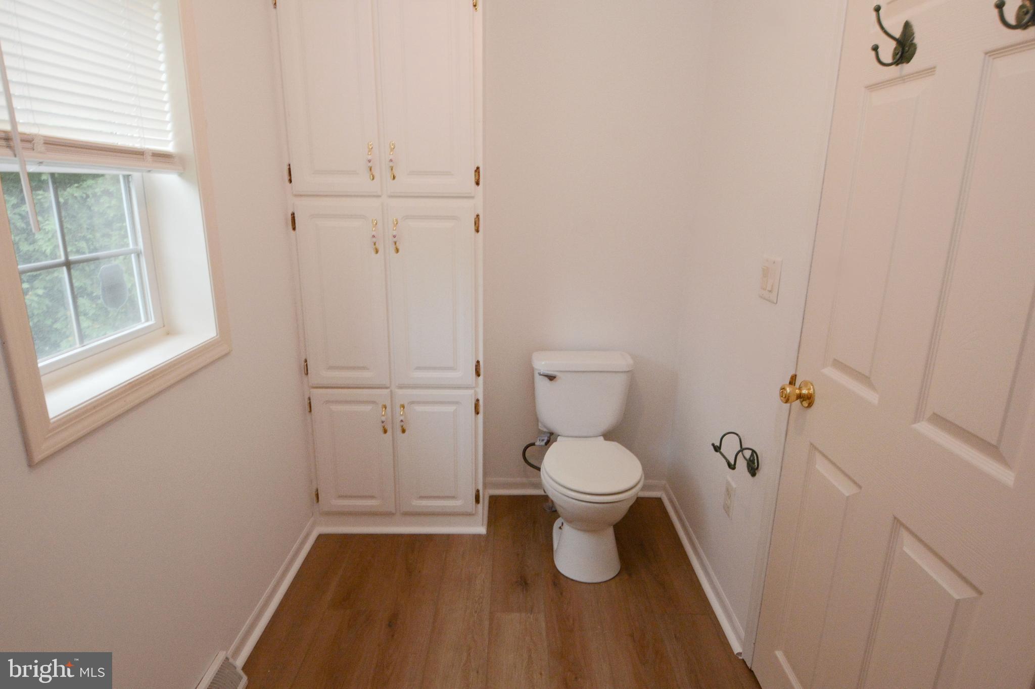 QUIET ACRES - Residential