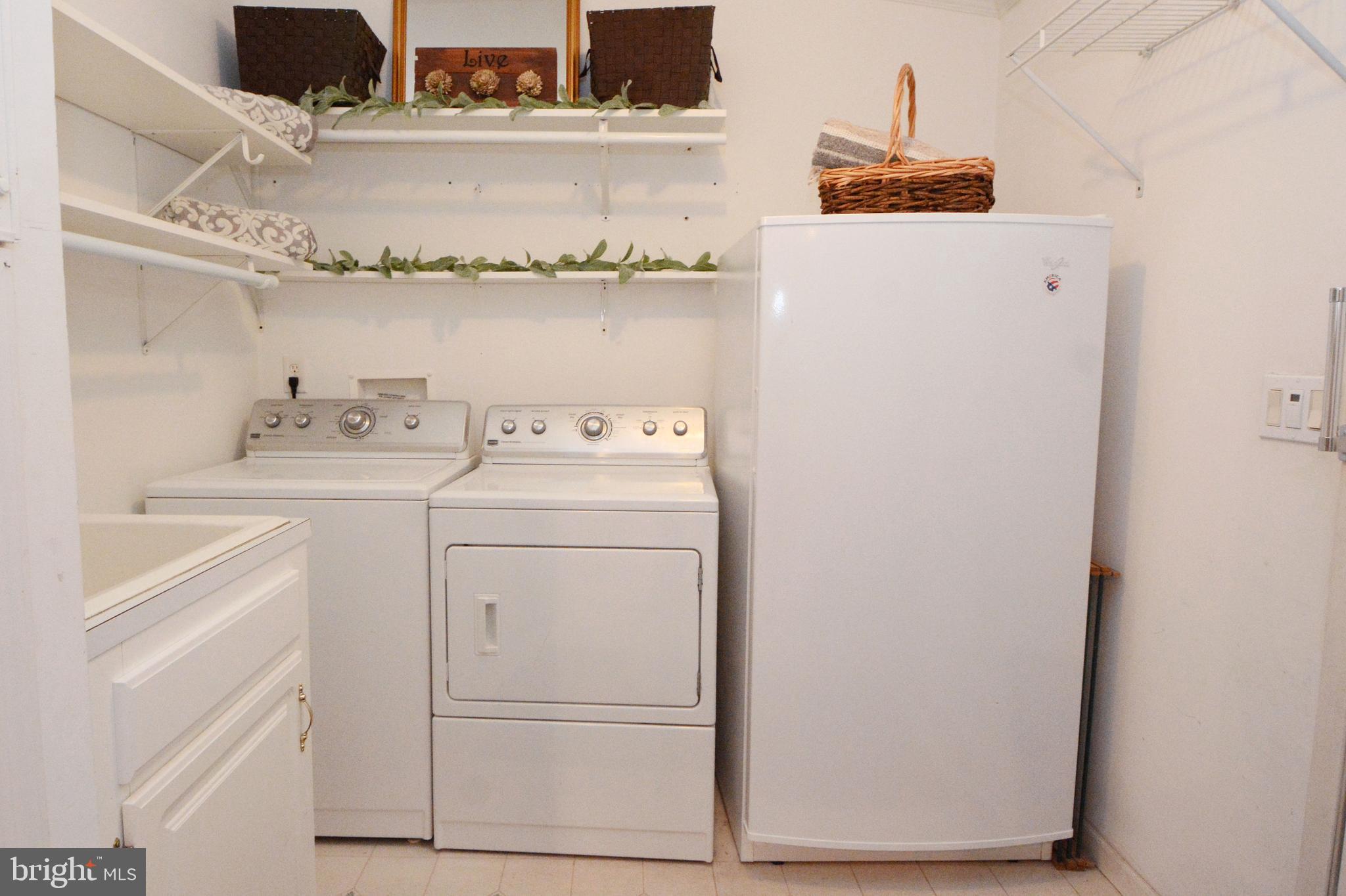 QUIET ACRES - Residential