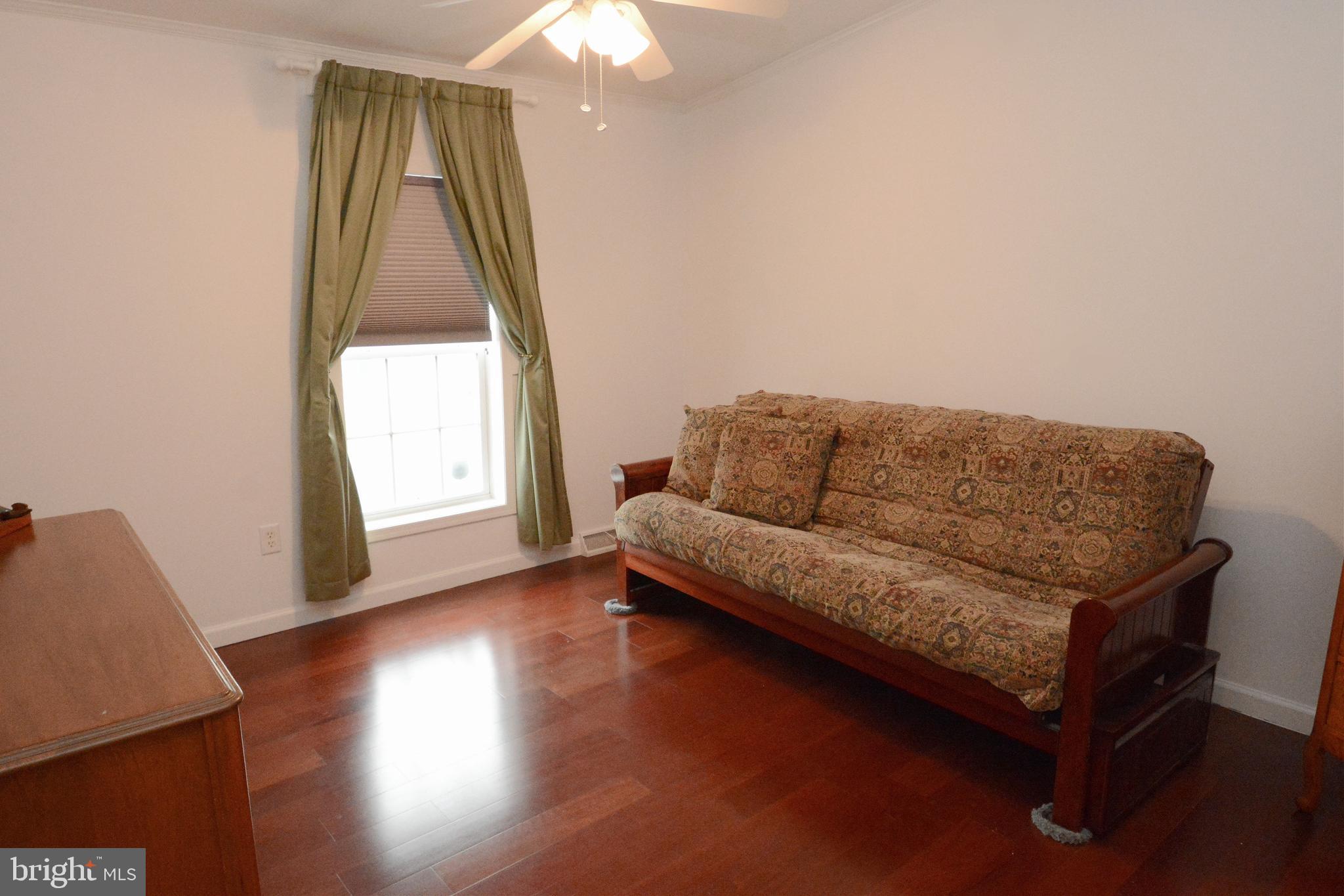 QUIET ACRES - Residential