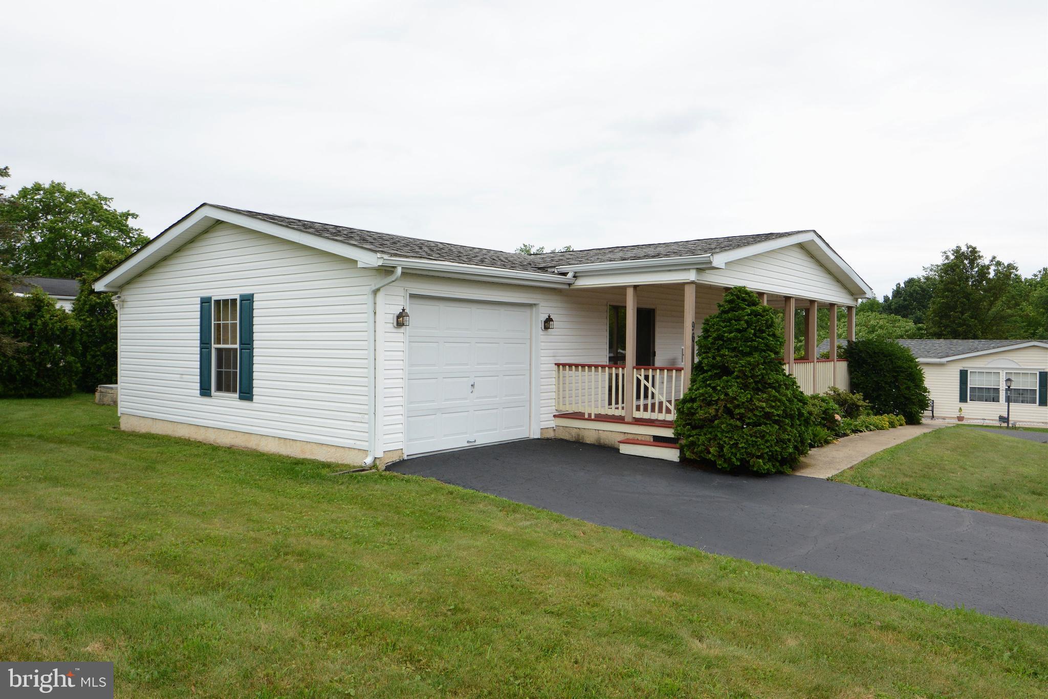 96 WILLOW LANE