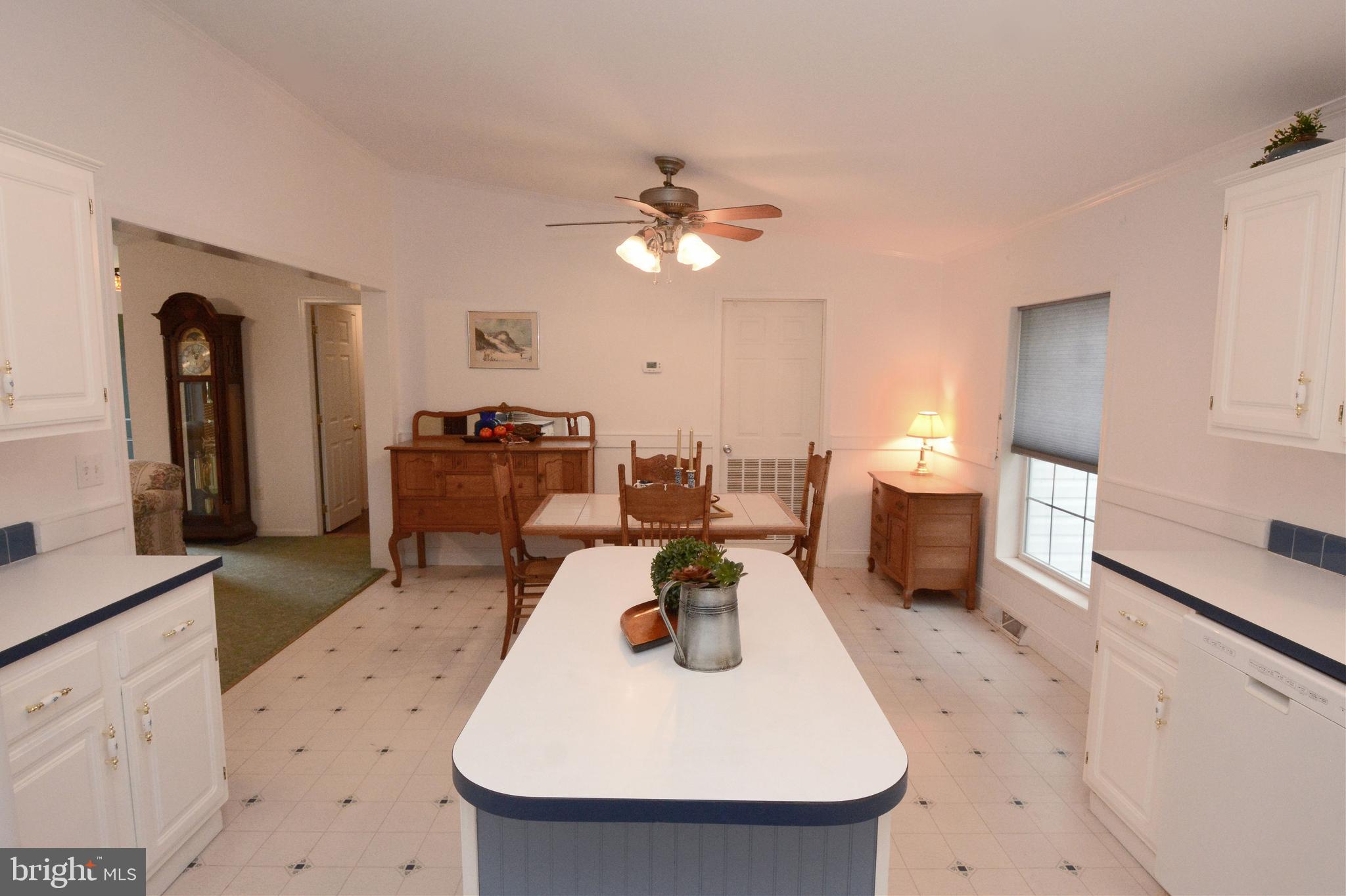 QUIET ACRES - Residential