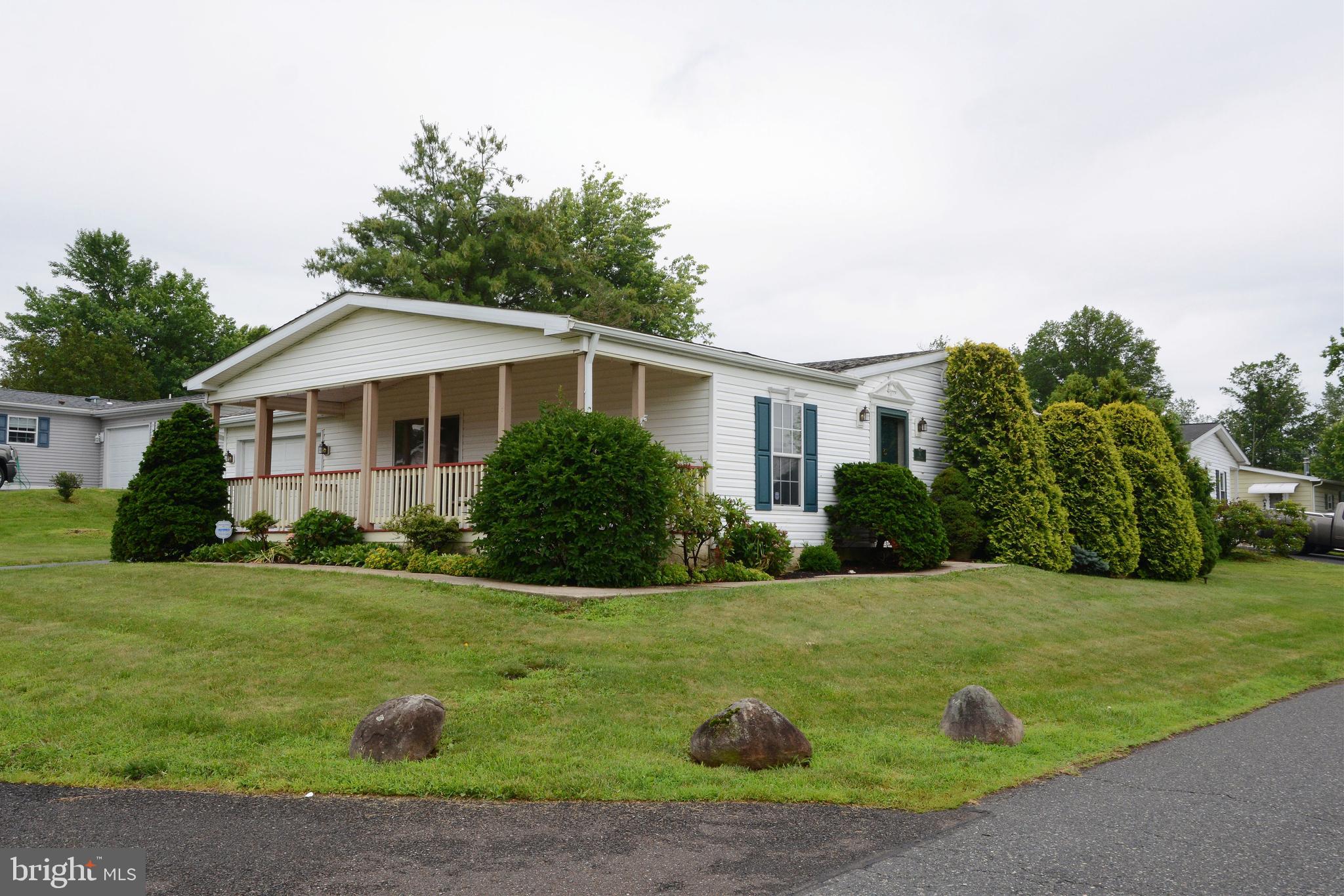 96 WILLOW LANE
