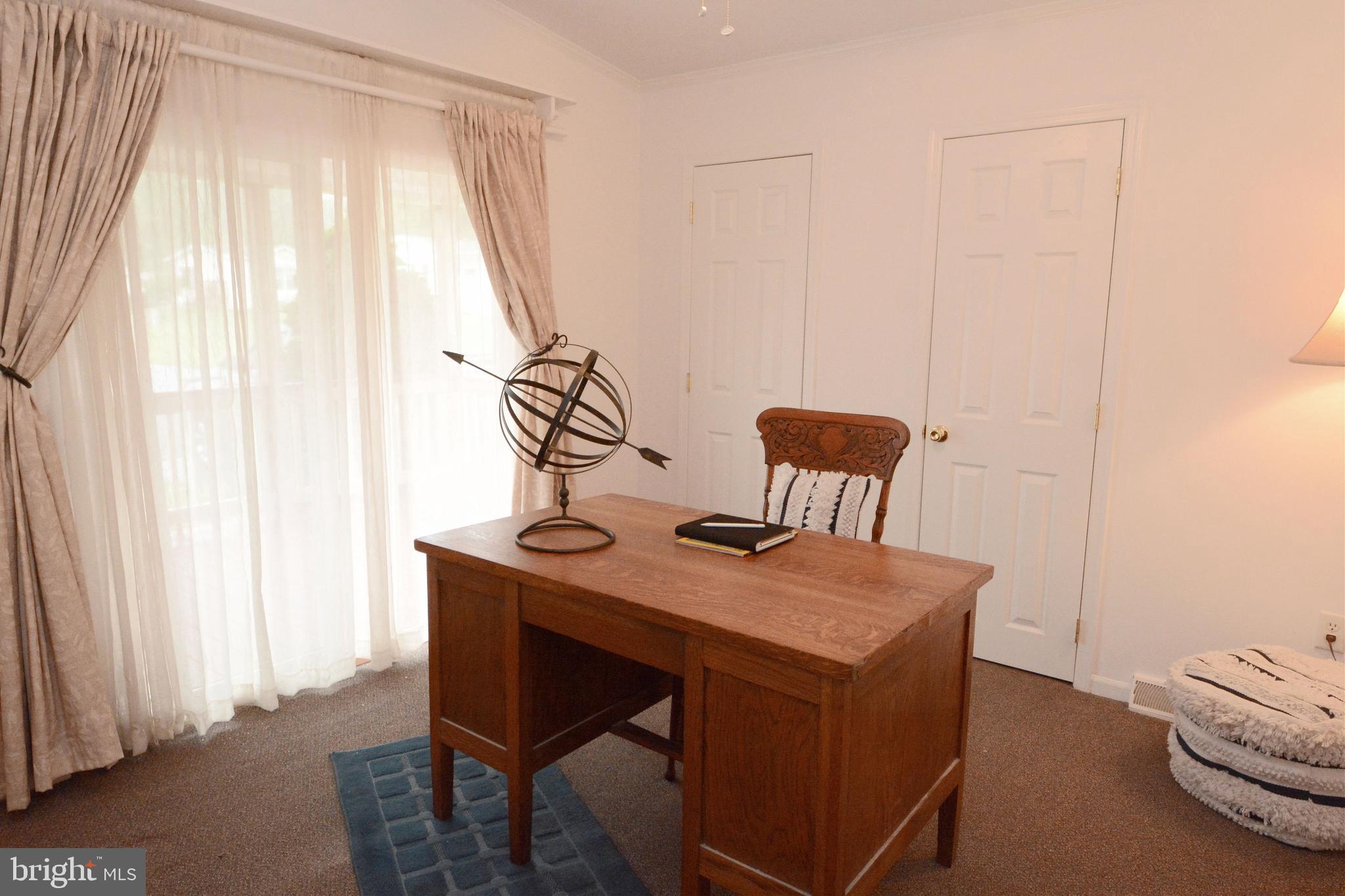 QUIET ACRES - Residential