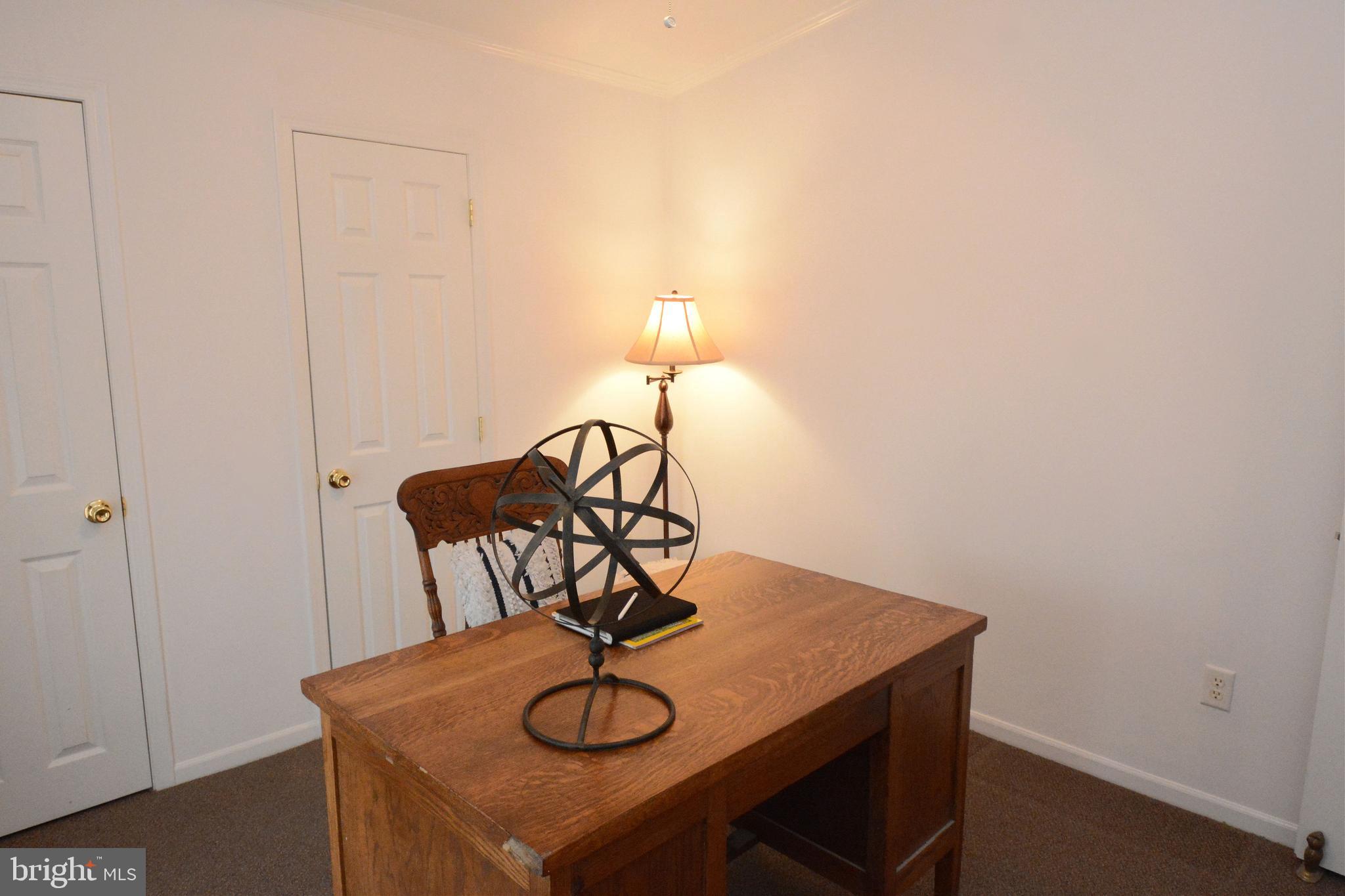 QUIET ACRES - Residential