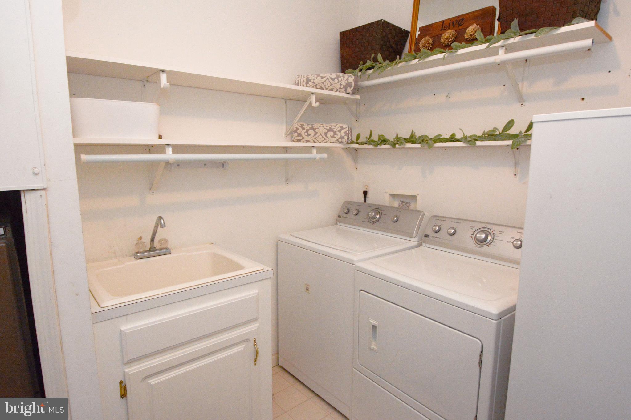 QUIET ACRES - Residential