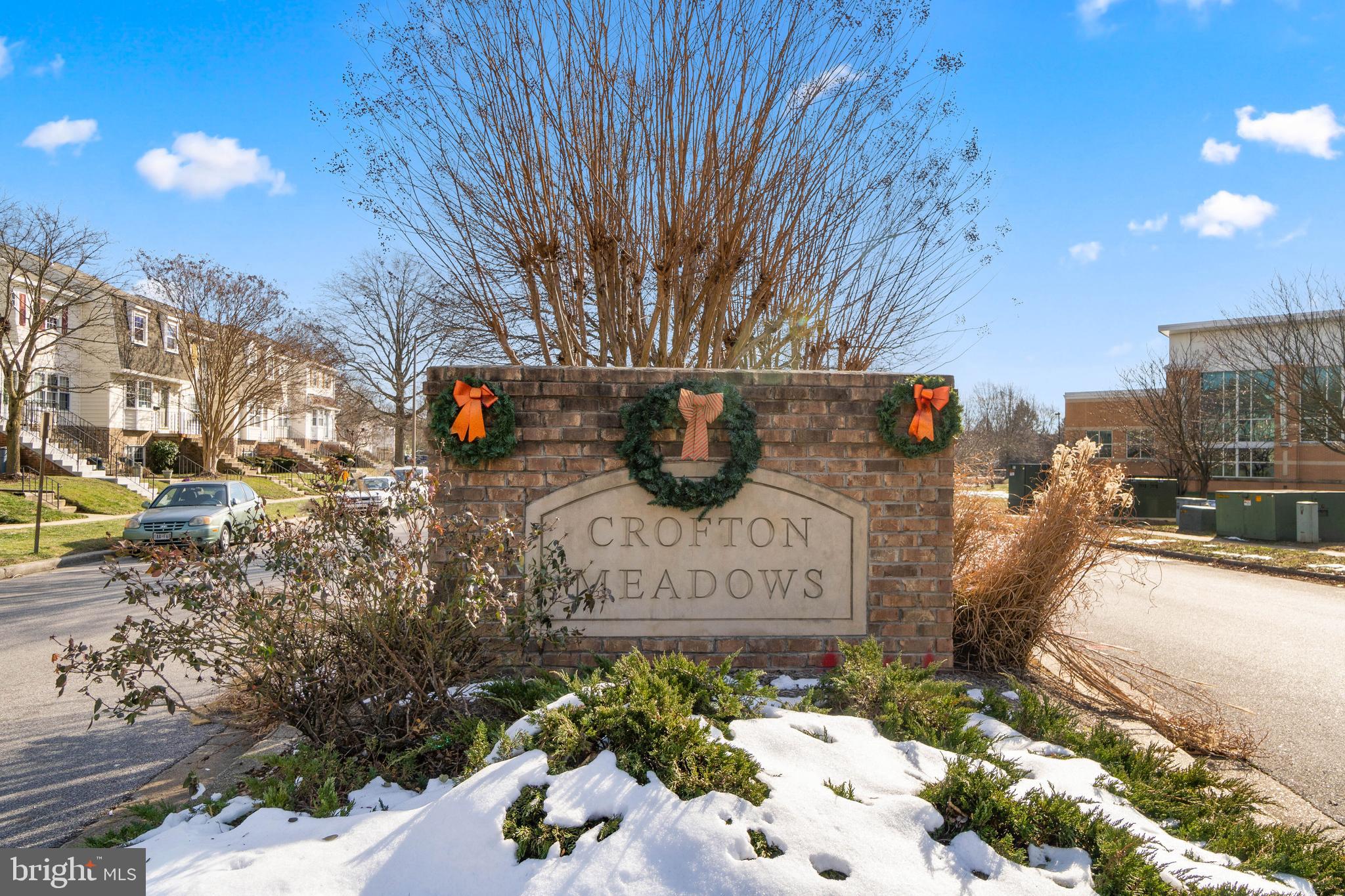 CROFTON SQUARE - Residential