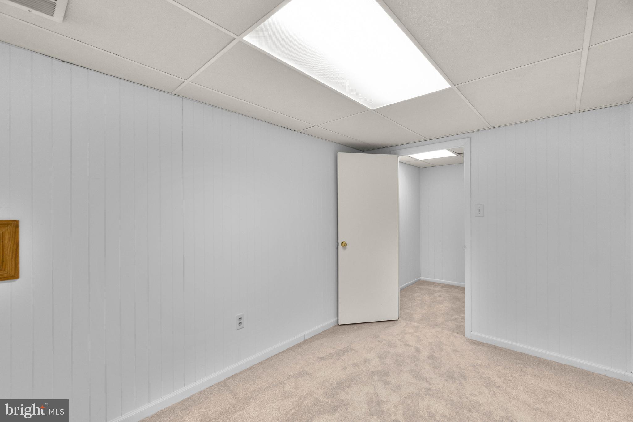 CROFTON SQUARE - Residential