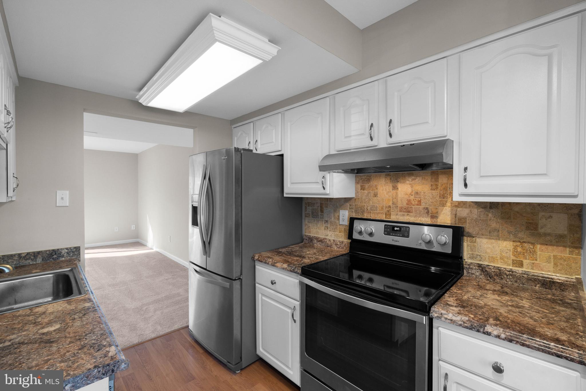 CROFTON SQUARE - Residential