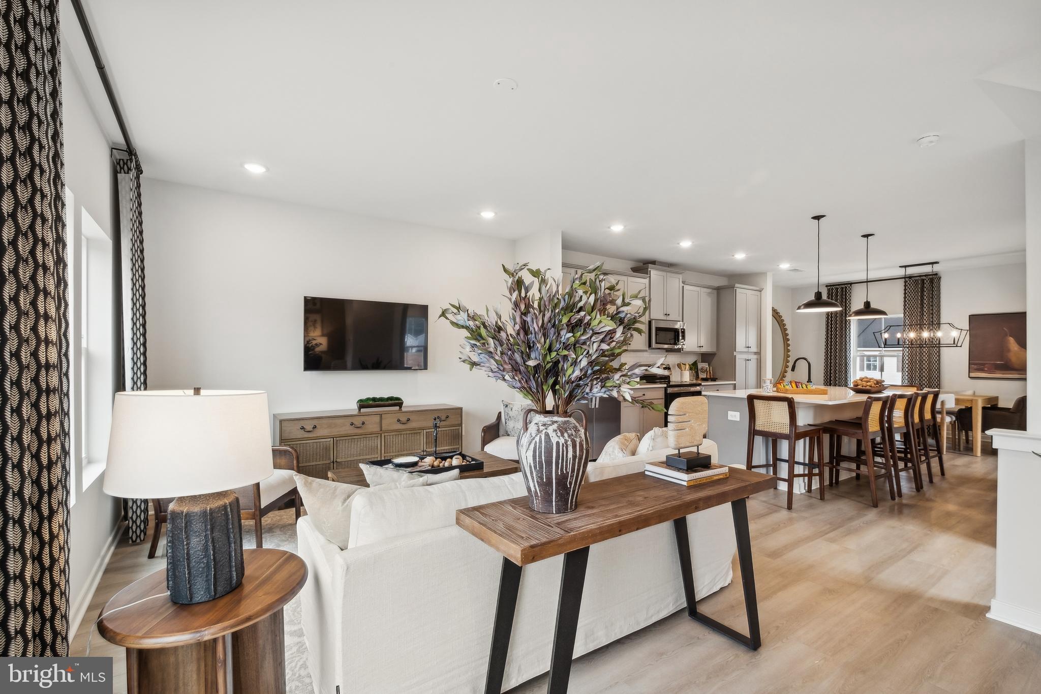 WILDERNESS SHORES - Residential