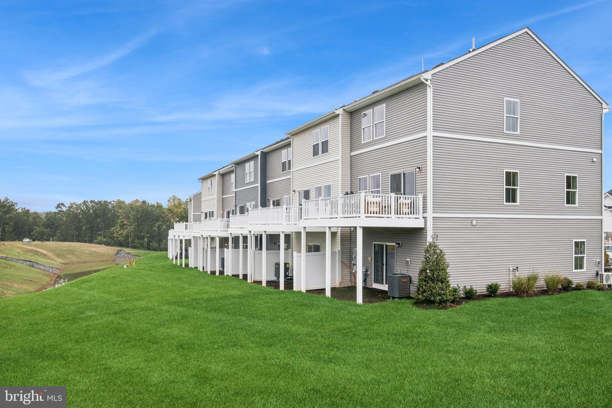 WILDERNESS SHORES - Residential