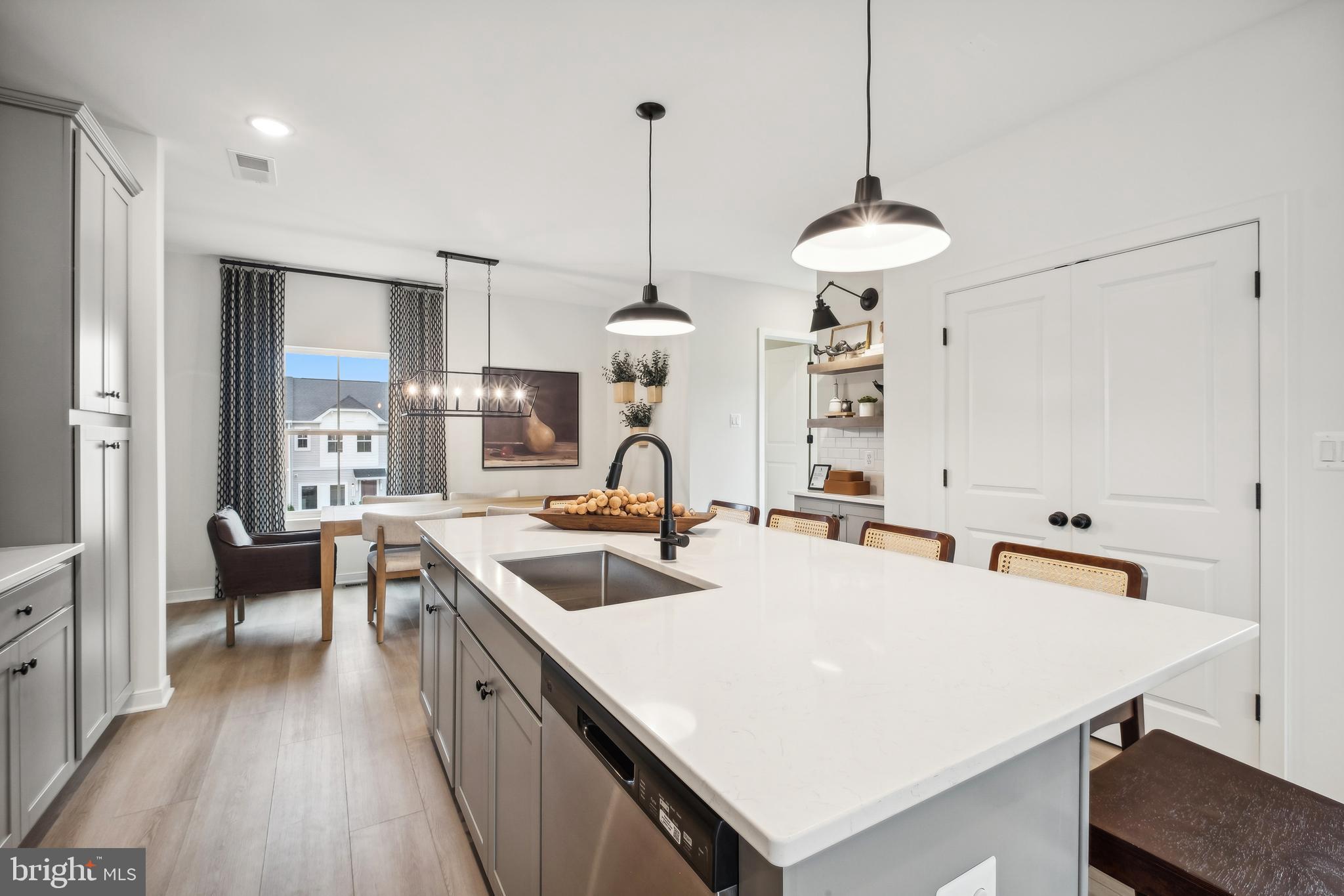 WILDERNESS SHORES - Residential