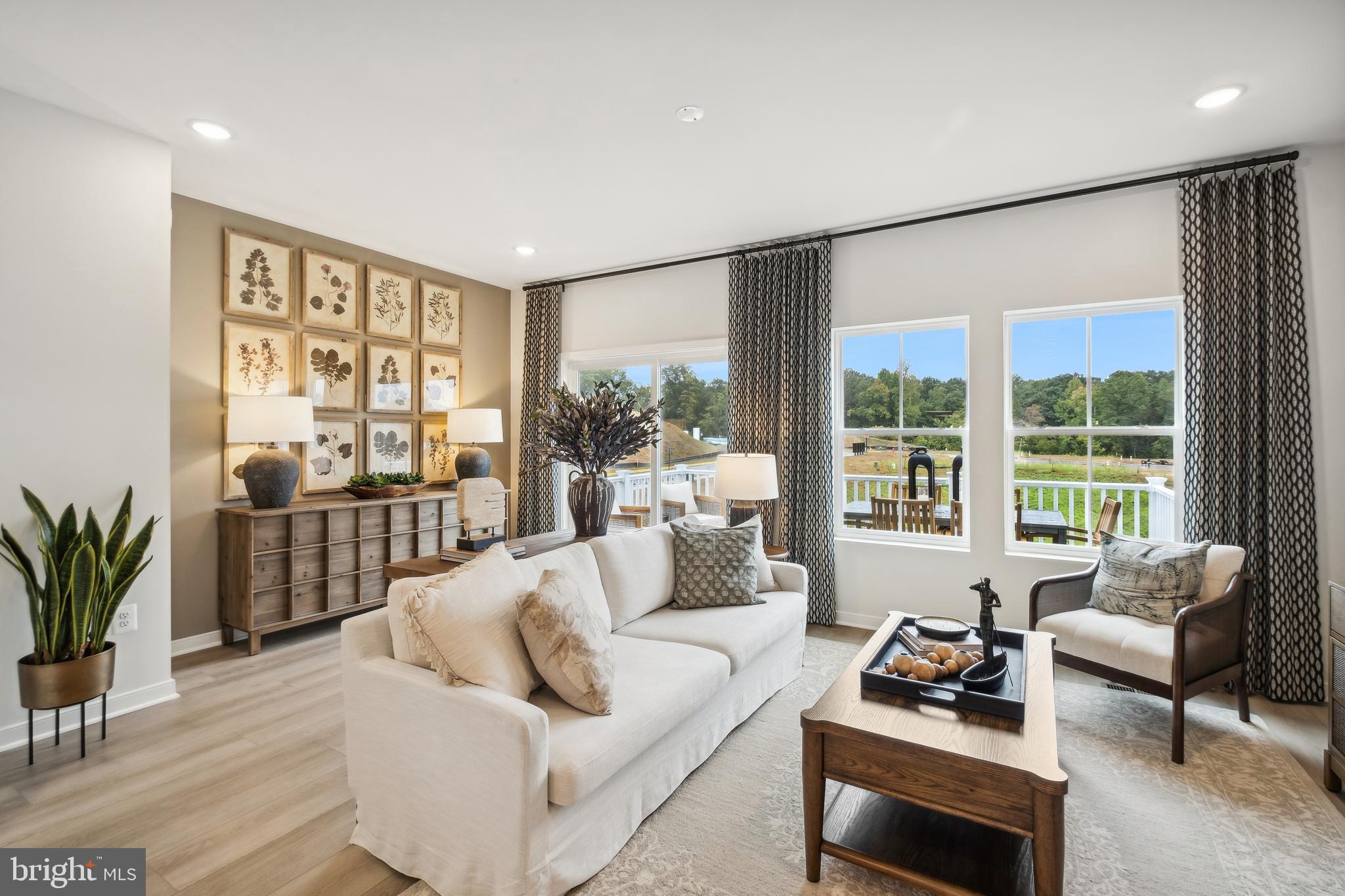 WILDERNESS SHORES - Residential