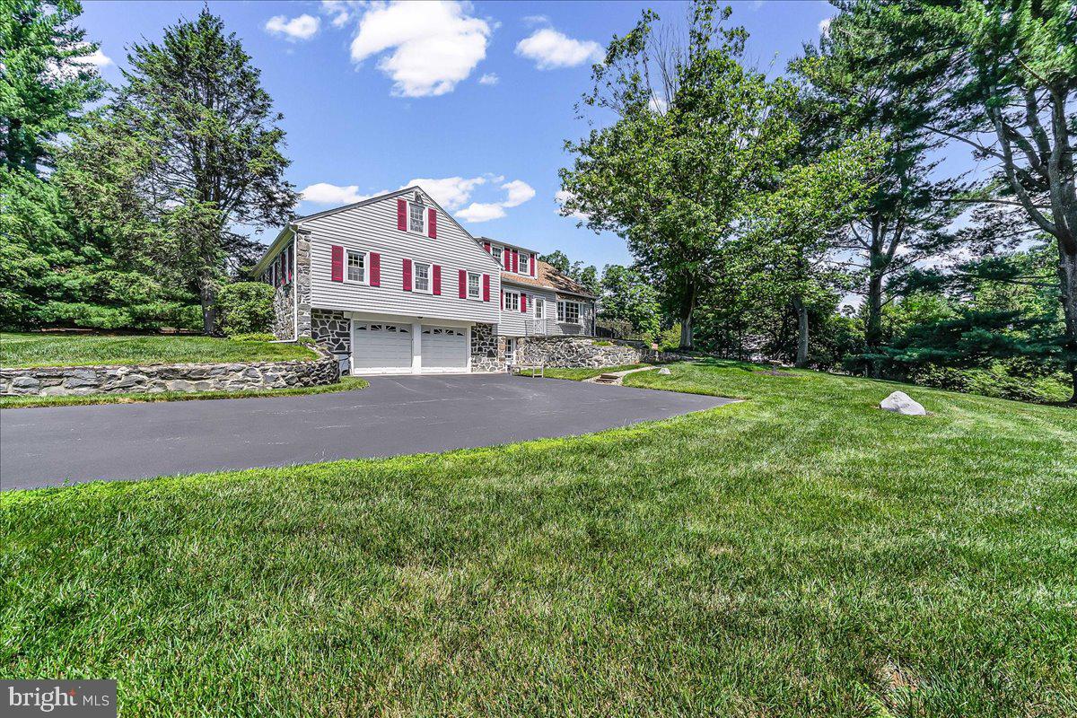 108 MANSION DRIVE