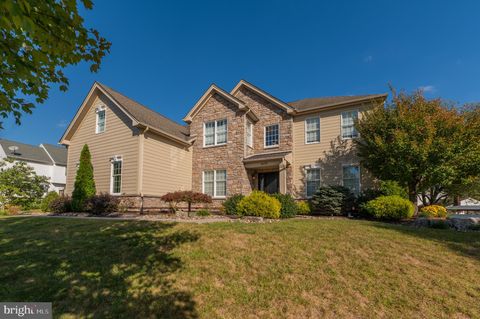 1674 RED OAK LANE MACUNGIE PA 18062