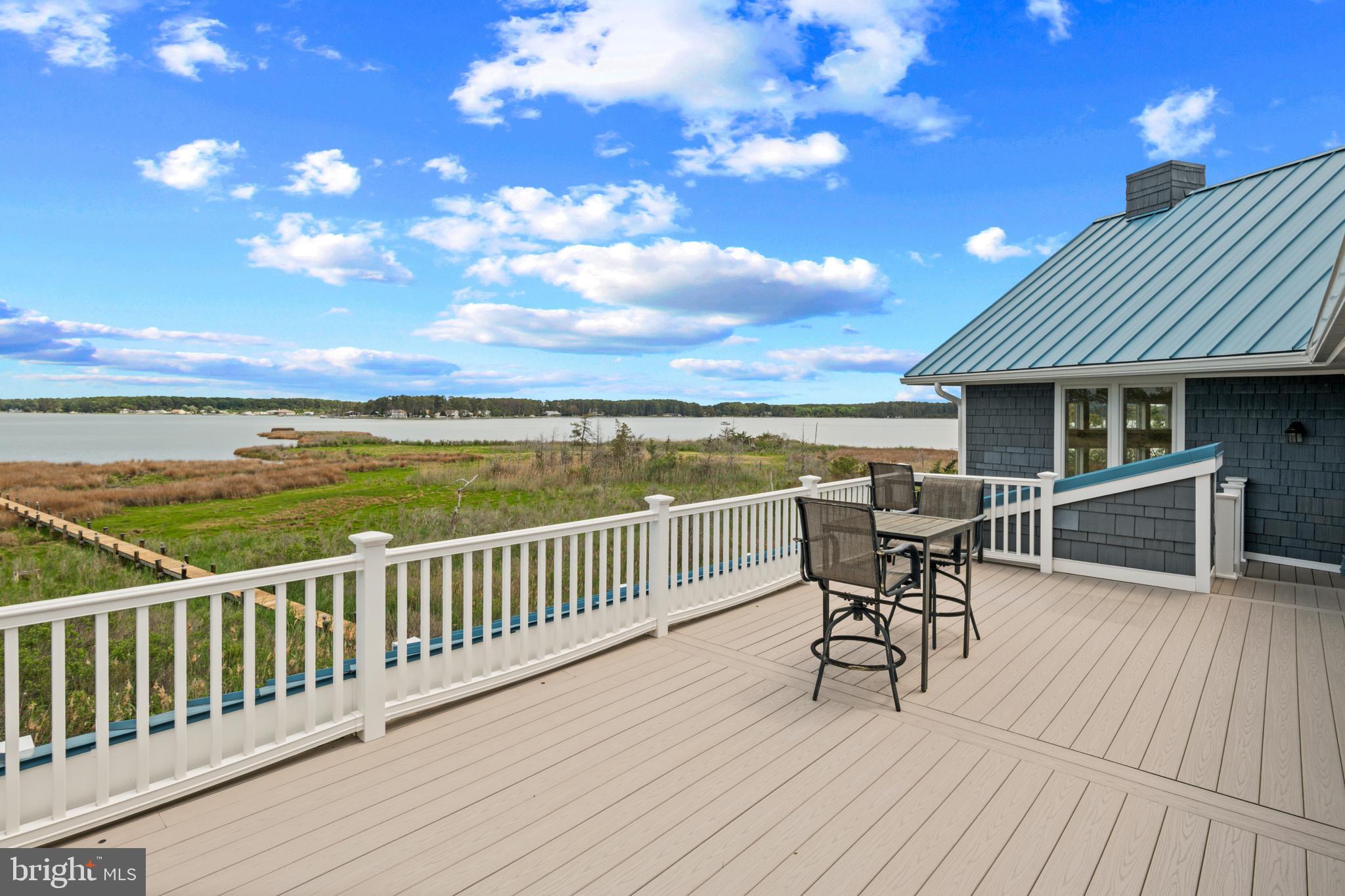 RAGGED POINT - Residential