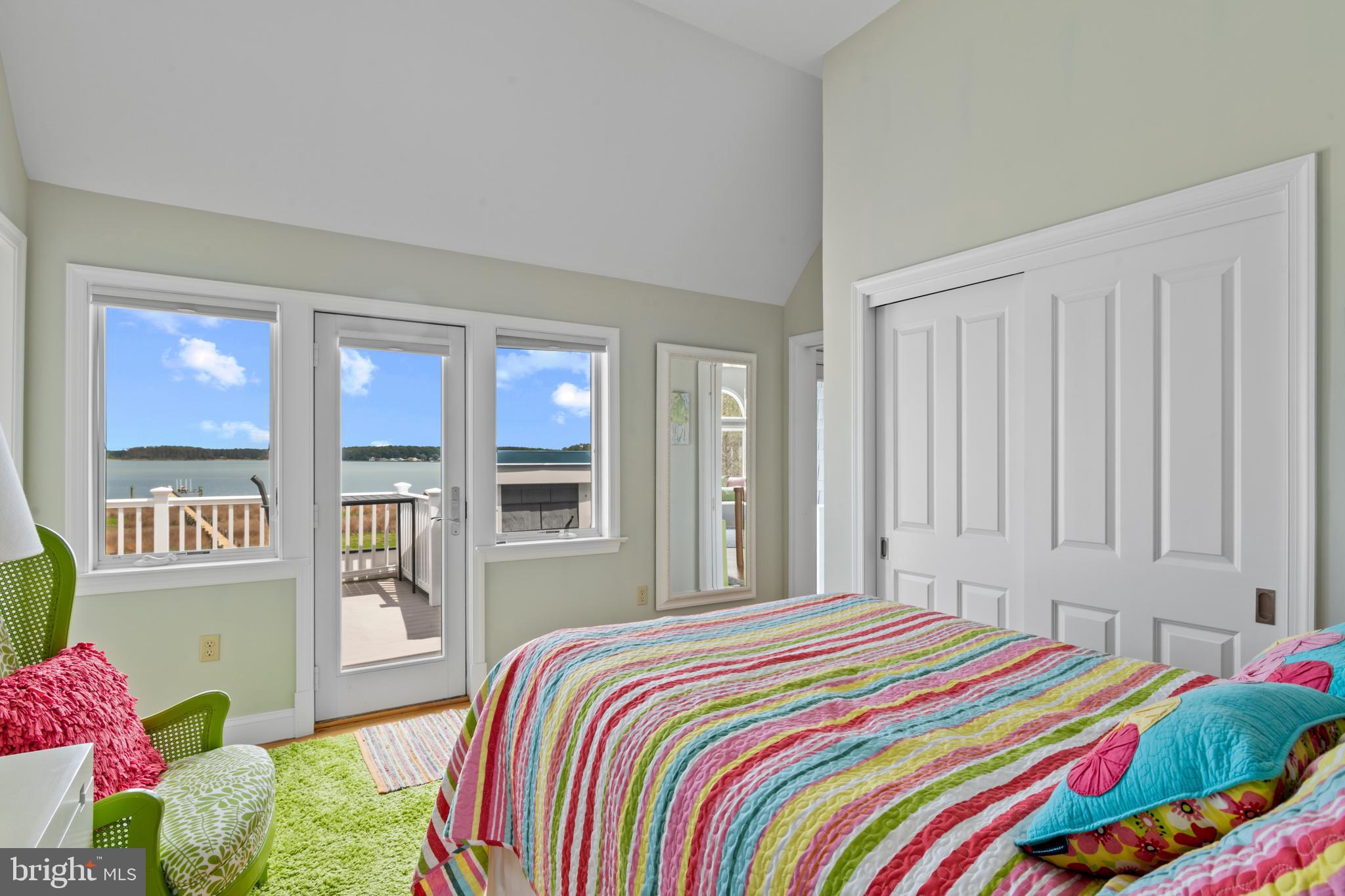 RAGGED POINT - Residential