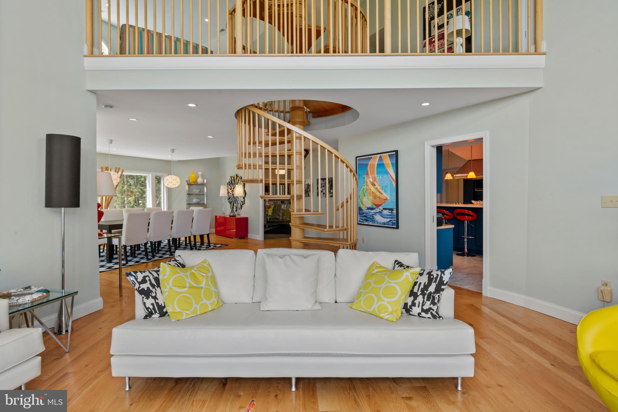 RAGGED POINT - Residential