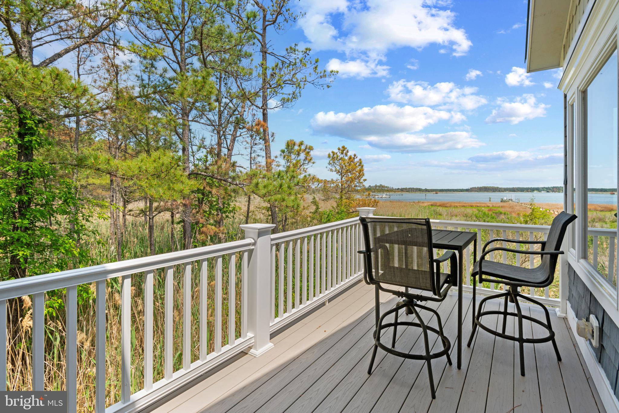 RAGGED POINT - Residential