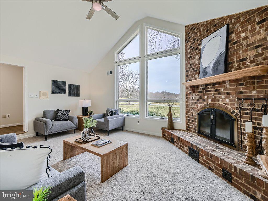 LINTON SPRINGS - Residential