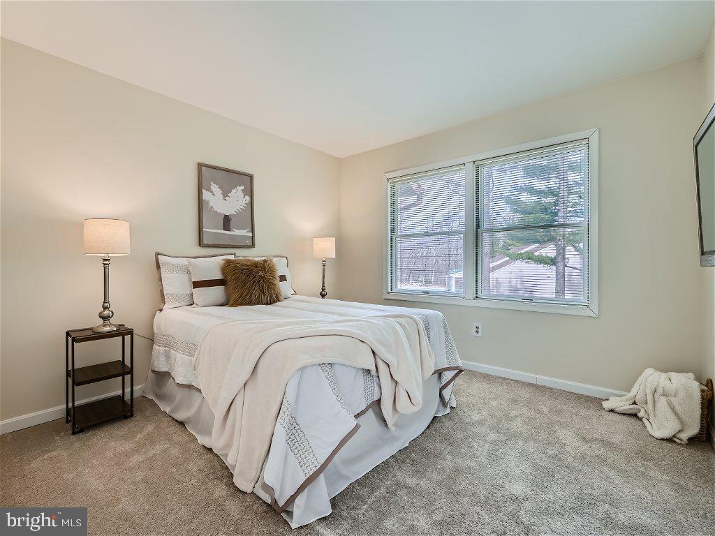 LINTON SPRINGS - Residential