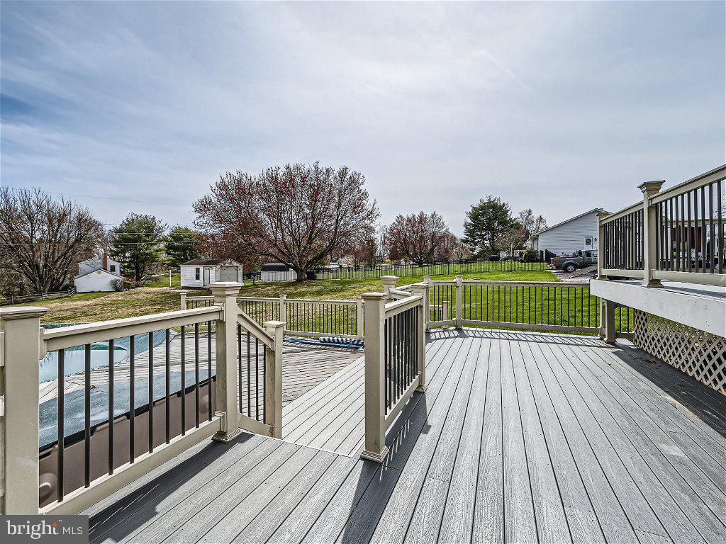 LINTON SPRINGS - Residential