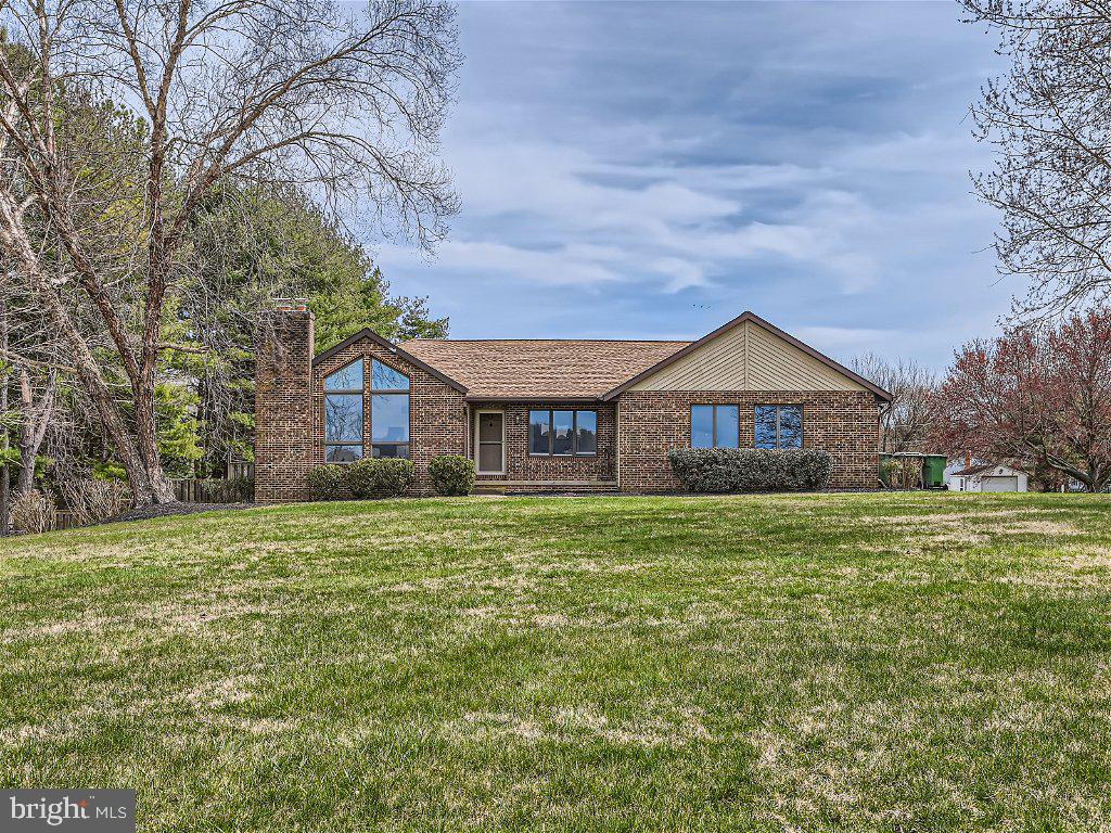 LINTON SPRINGS - Residential