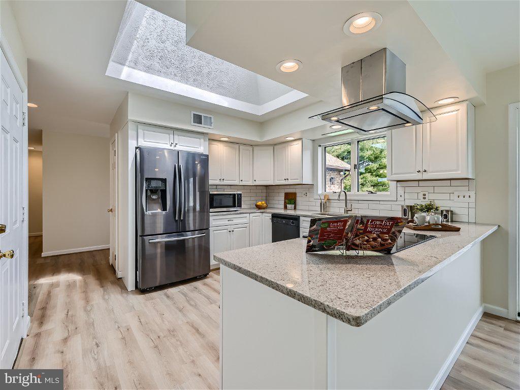 LINTON SPRINGS - Residential