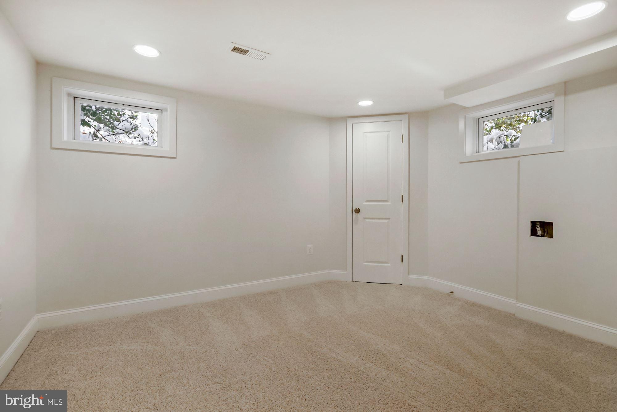 COLLEGE HEIGHTS ESTATES - Residential