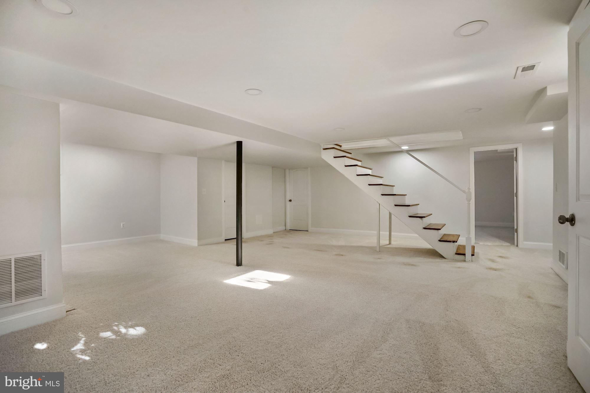 COLLEGE HEIGHTS ESTATES - Residential