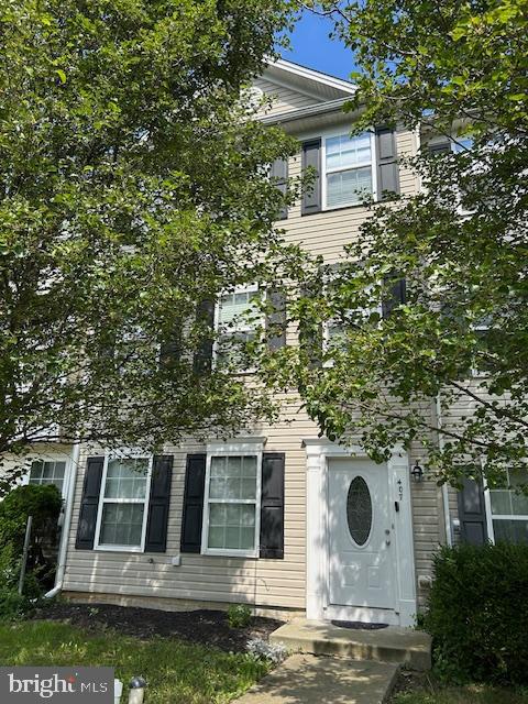Welcome to 407 Dickens Dr, a 3 bedroom, 2.5 bath townhouse in the much sought after Hawthorne Ridge Community of Lancaster. Located for convenient access to Lancaster City, Millersville University, and major routes. Updates include brand new carpeting and beautiful solid oak hardwood flooring in living and dining room, ceramic tile in first floor and stainless kitchen appliances. Additional features include a fourth room on first floor, a two car garage with automatic opener and a spacious driveway. Schedule your showing before this opportunity is missed!