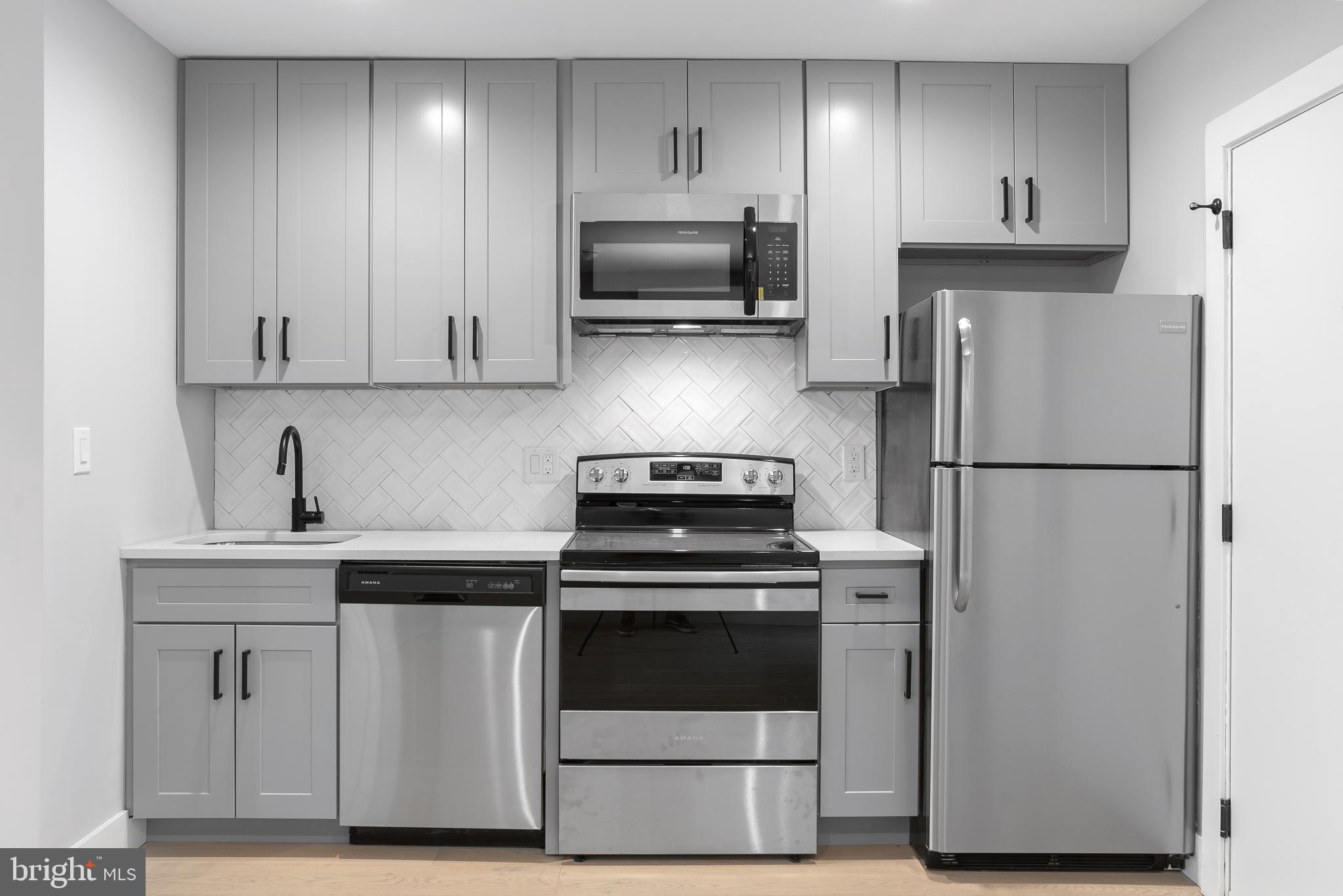 RITTENHOUSE SQUARE - Residential Lease