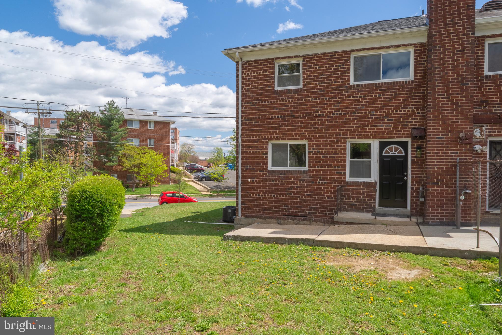 MARLOW HEIGHTS - Residential