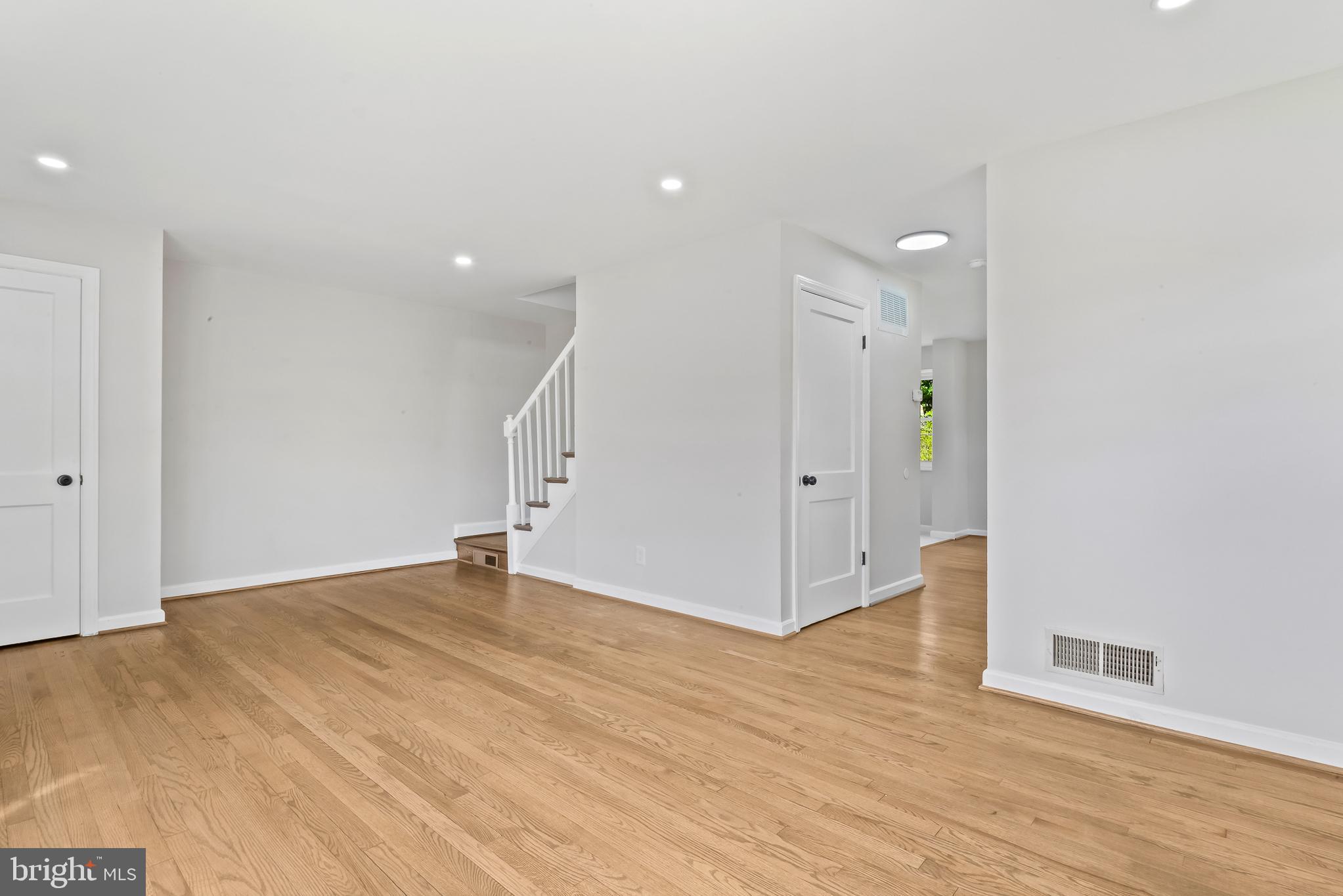 MARLOW HEIGHTS - Residential