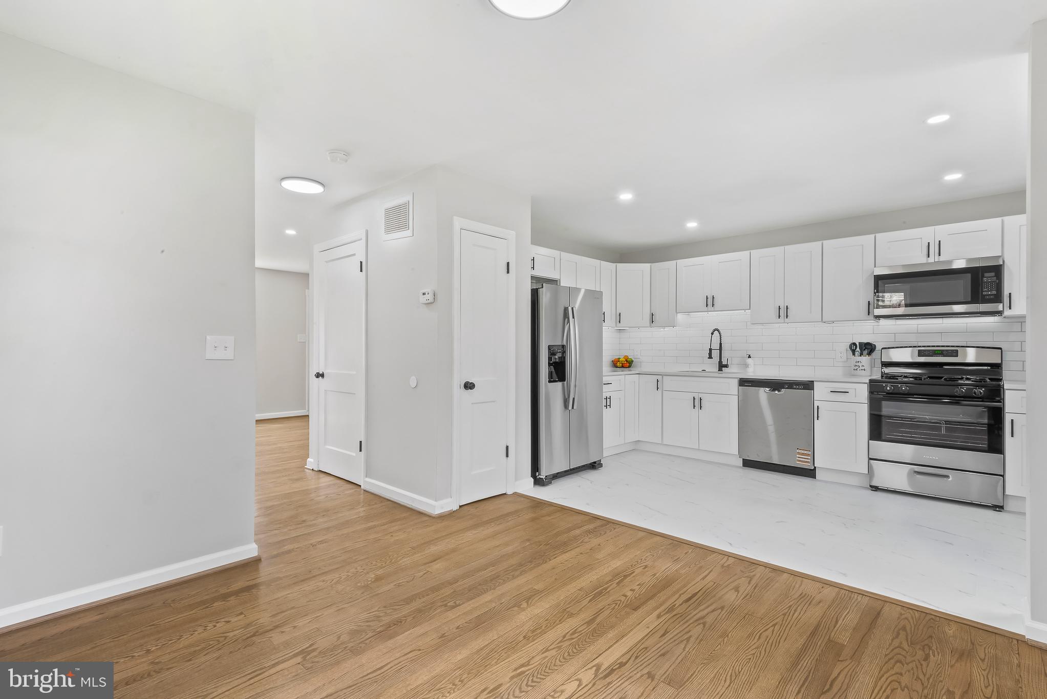 MARLOW HEIGHTS - Residential