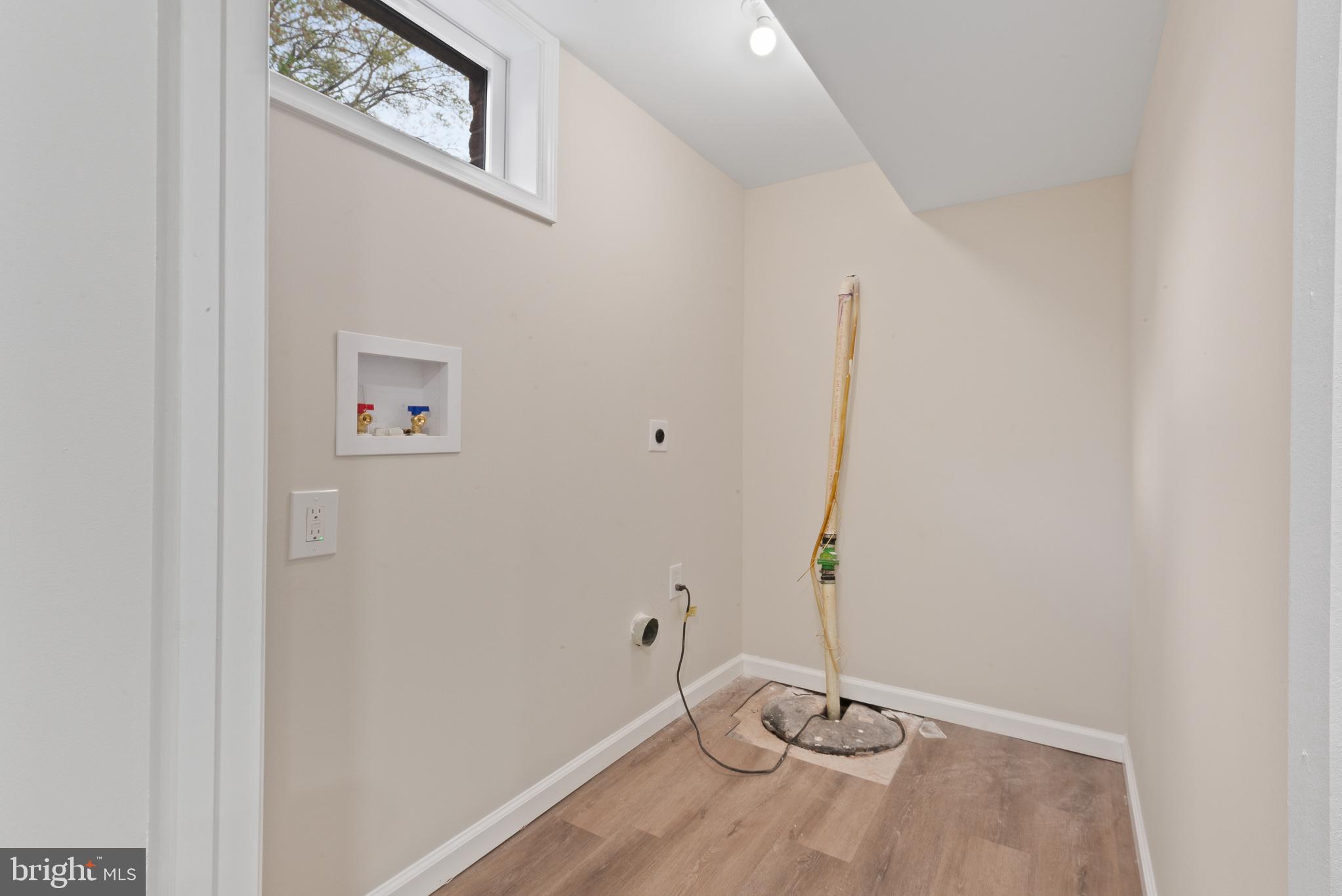 MARLOW HEIGHTS - Residential