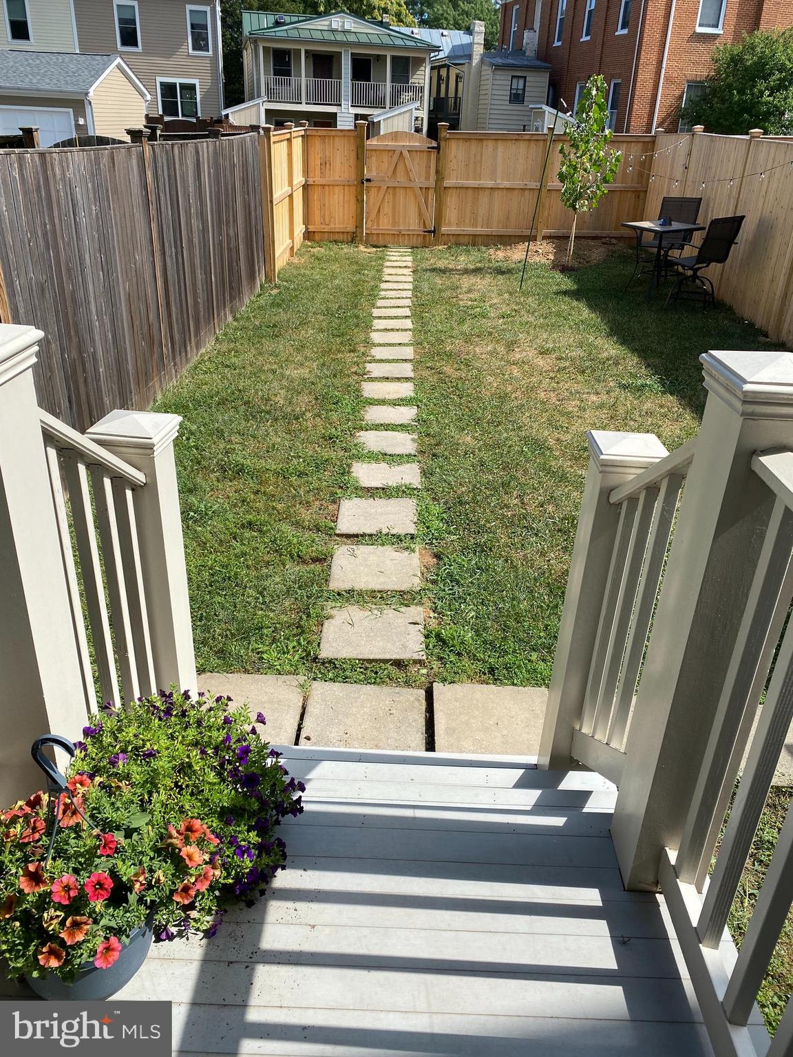 NORTH POINTE - Residential Lease