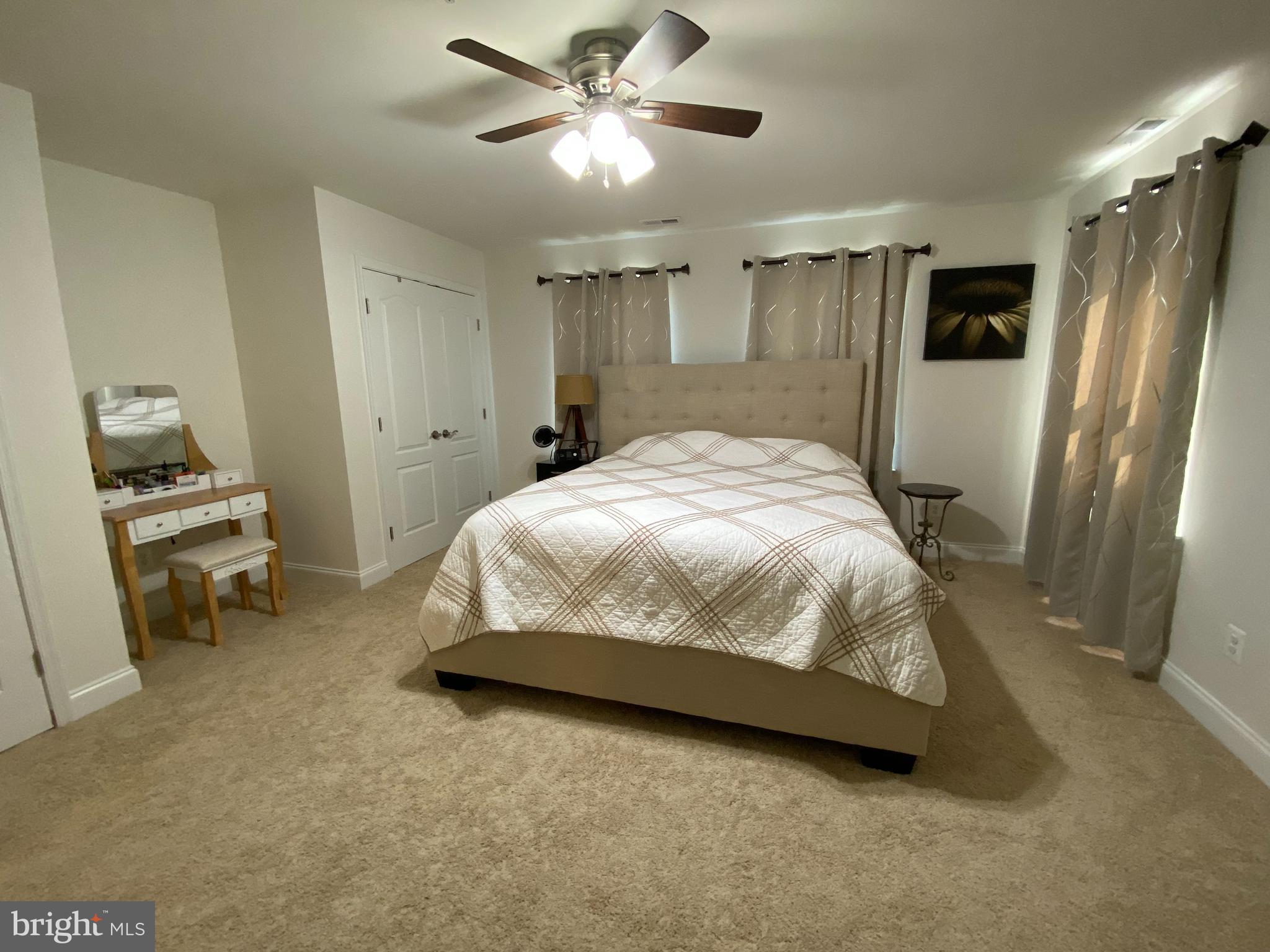 NORTH POINTE - Residential Lease