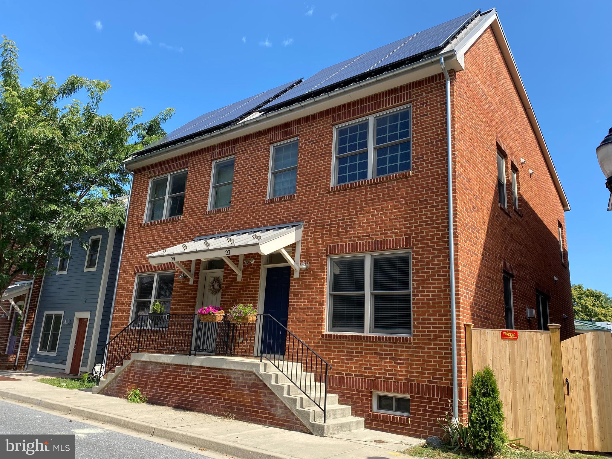 NORTH POINTE - Residential Lease