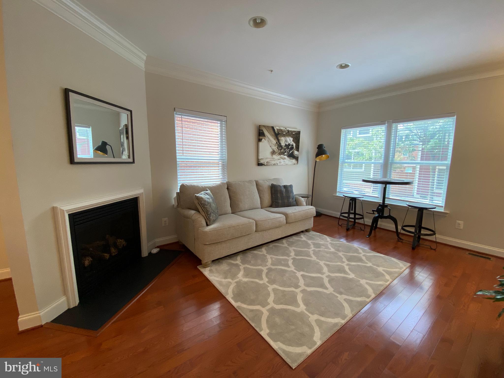 NORTH POINTE - Residential Lease