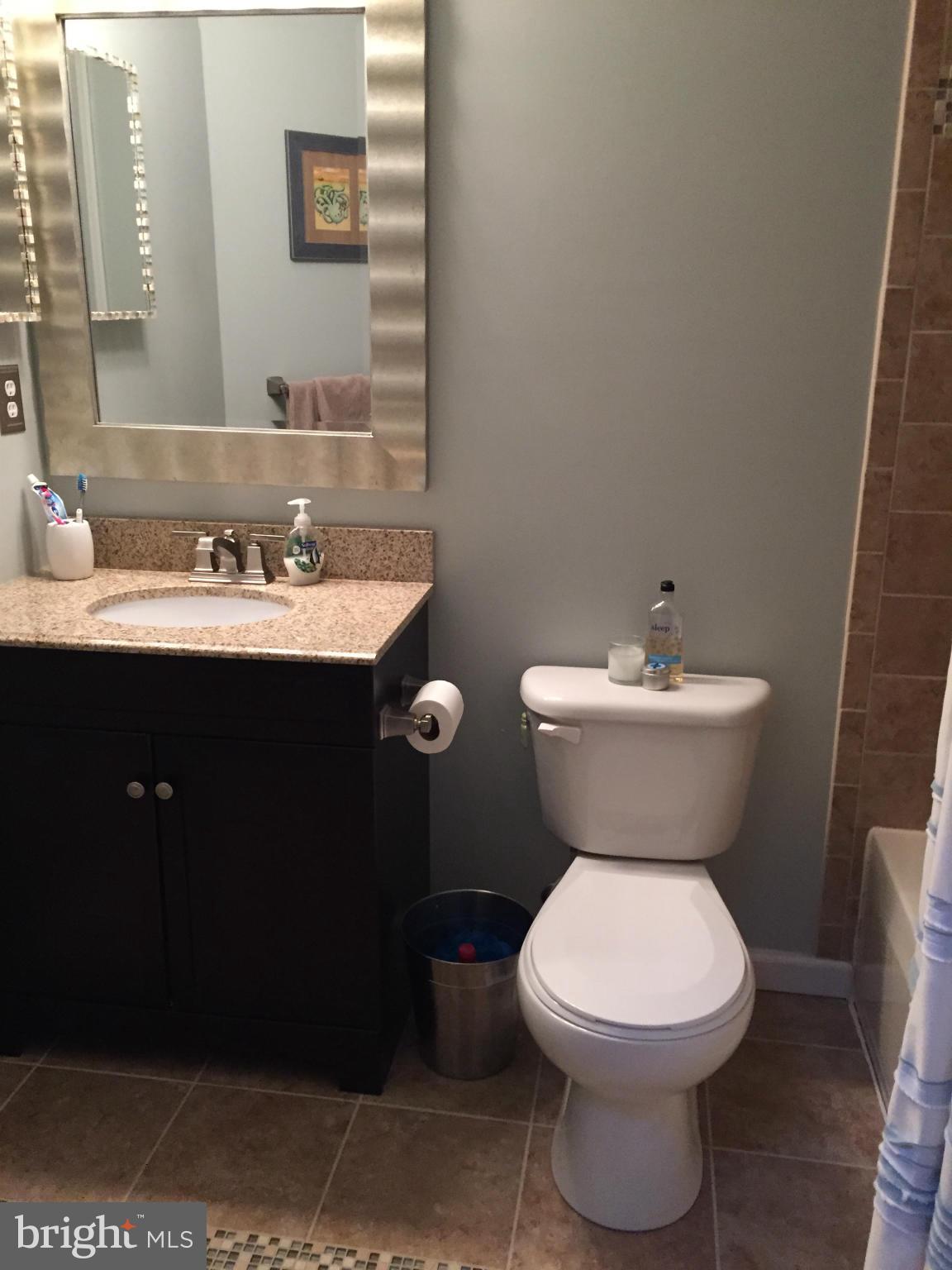 STONEY BEACH - Residential