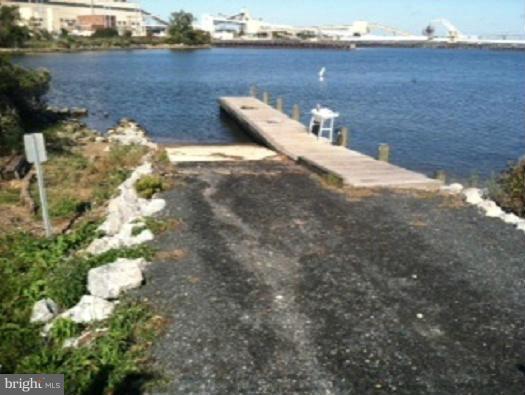 STONEY BEACH - Residential