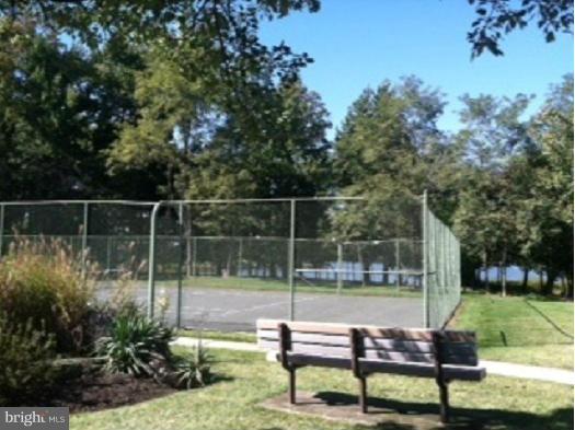 STONEY BEACH - Residential