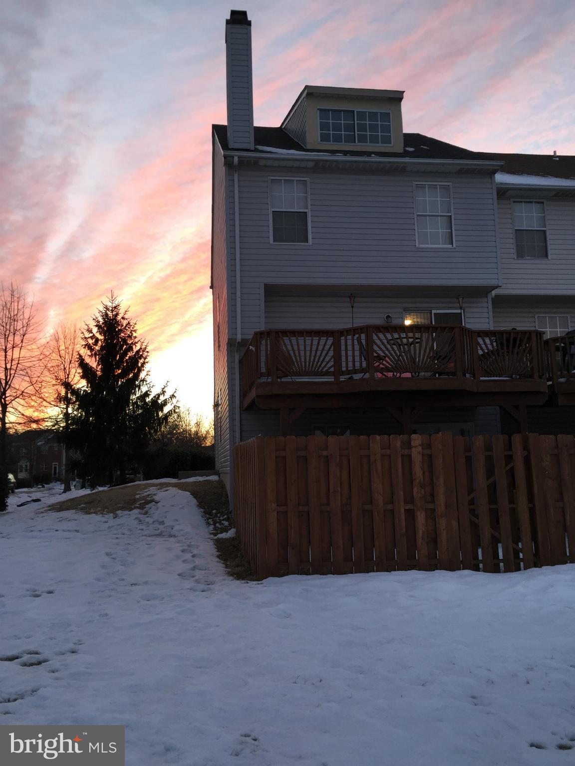 STONEY BEACH - Residential