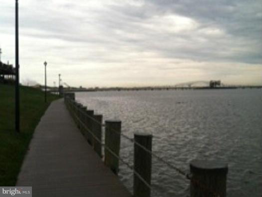 STONEY BEACH - Residential